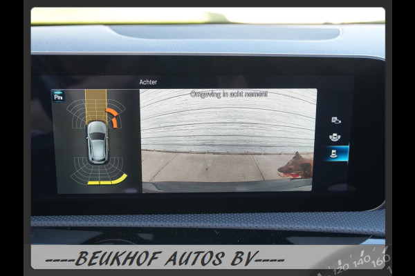 Mercedes-Benz A-Klasse 220 4MATIC Premium Pano Leer Nav Cam
