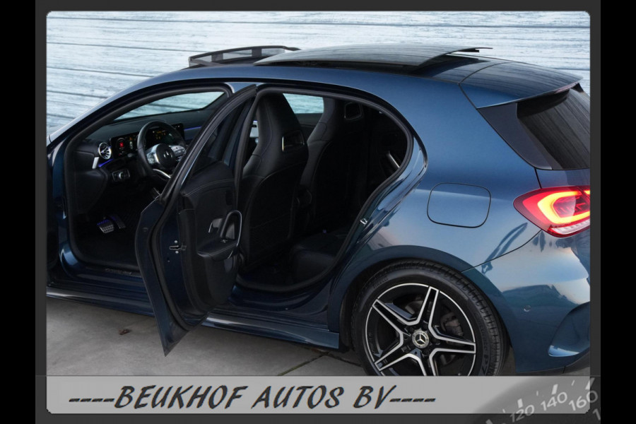 Mercedes-Benz A-Klasse 220 4MATIC Premium Pano Leer Nav Cam