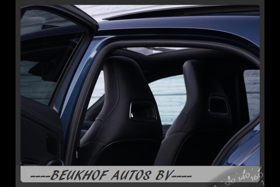 Mercedes-Benz A-Klasse 220 4MATIC Premium Pano Leer Nav Cam
