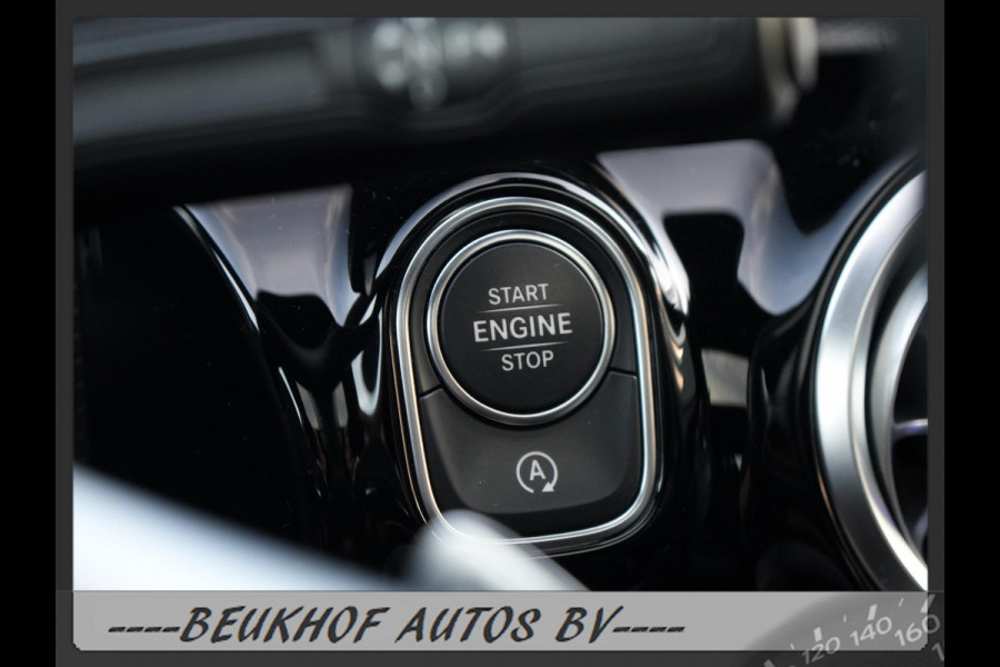 Mercedes-Benz A-Klasse 220 4MATIC Premium Pano Leer Nav Cam