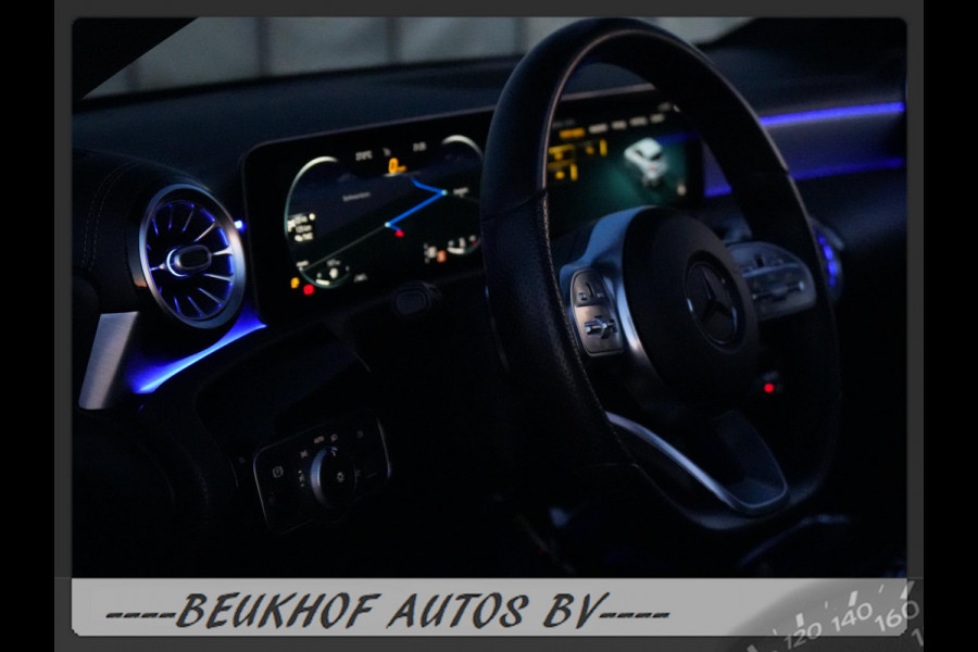 Mercedes-Benz A-Klasse 220 4MATIC Premium Pano Leer Nav Cam