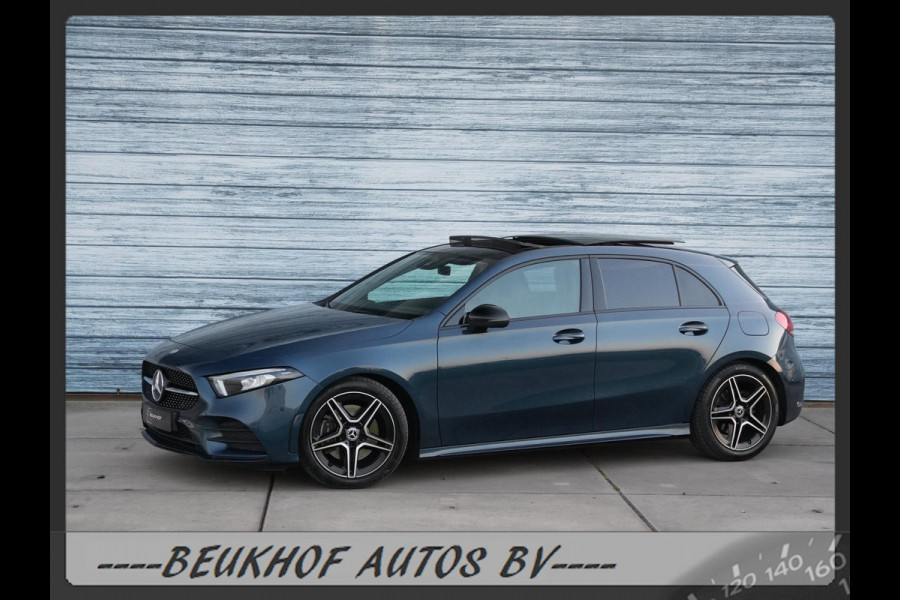 Mercedes-Benz A-Klasse 220 4MATIC Premium Pano Leer Nav Cam