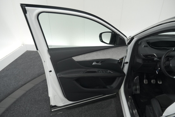 Peugeot 3008 PureTech 130 GT | Camera | Adaptieve Cruise Control | Elektronische Achterklep