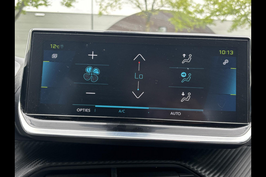 Peugeot e-2008 EV Allure 50 kWh ADAP. CRUISE | NAVI | RIJKLAARPRIJS INCL. 12 MND. BOVAGGARANTIE