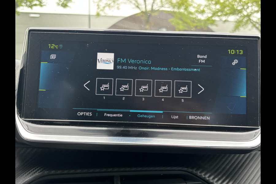 Peugeot e-2008 EV Allure 50 kWh ADAP. CRUISE | NAVI | RIJKLAARPRIJS INCL. 12 MND. BOVAGGARANTIE