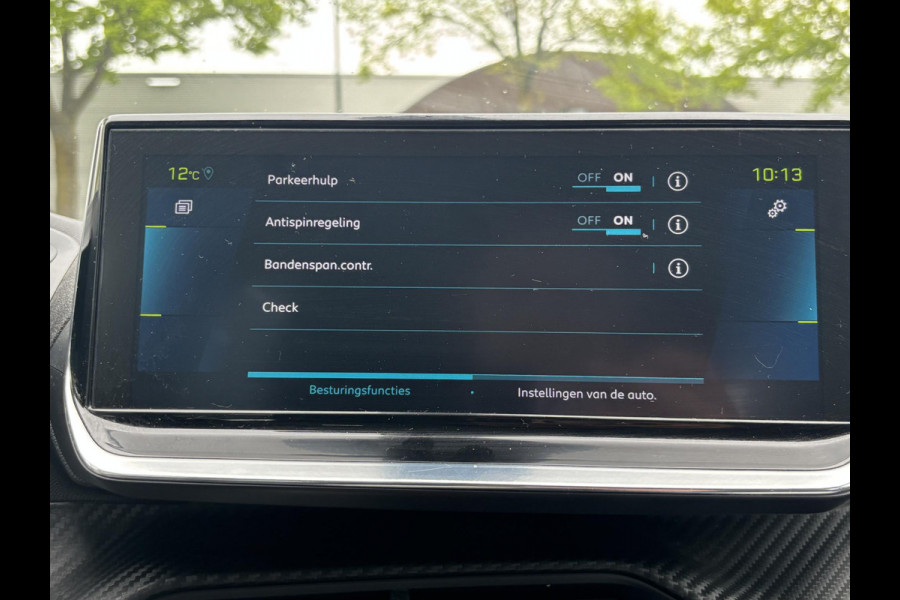 Peugeot e-2008 EV Allure 50 kWh ADAP. CRUISE | NAVI | RIJKLAARPRIJS INCL. 12 MND. BOVAGGARANTIE