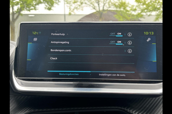 Peugeot e-2008 EV Allure 50 kWh ADAP. CRUISE | NAVI | RIJKLAARPRIJS INCL. 12 MND. BOVAGGARANTIE