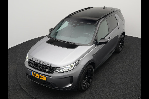 Land Rover Discovery Sport P300e S Plug In Hybrid Dealer O.H. PHEV | Panodak | Alcantara Sportstoelen Memory | Trekhaak Afneembaar | Adaptive Cruise | 360 Camera | L.M. 20" | Camera | Navigatie | Apple Carplay | Virtual | DAB |