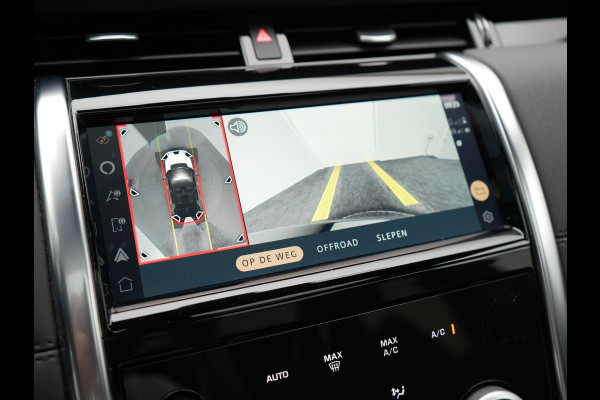Land Rover Discovery Sport P300e S Plug In Hybrid Dealer O.H. PHEV | Panodak | Alcantara Sportstoelen Memory | Trekhaak Afneembaar | Adaptive Cruise | 360 Camera | L.M. 20" | Camera | Navigatie | Apple Carplay | Virtual | DAB |