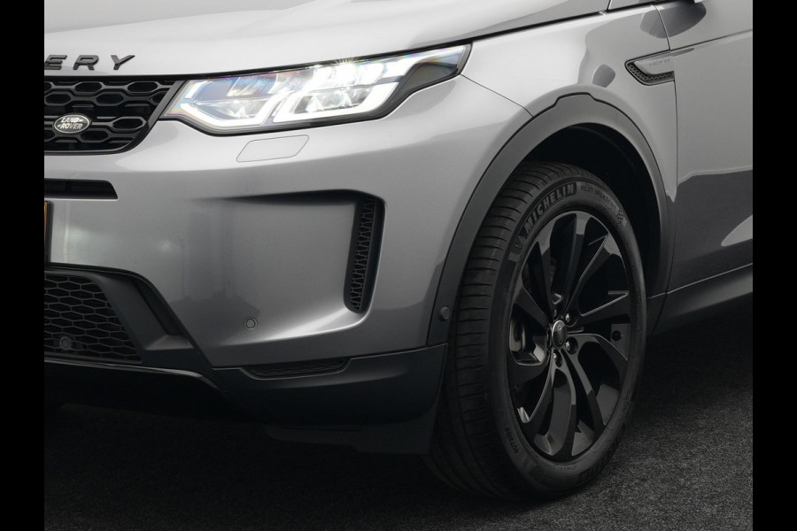 Land Rover Discovery Sport P300e S Plug In Hybrid Dealer O.H. PHEV | Panodak | Alcantara Sportstoelen Memory | Trekhaak Afneembaar | Adaptive Cruise | 360 Camera | L.M. 20" | Camera | Navigatie | Apple Carplay | Virtual | DAB |