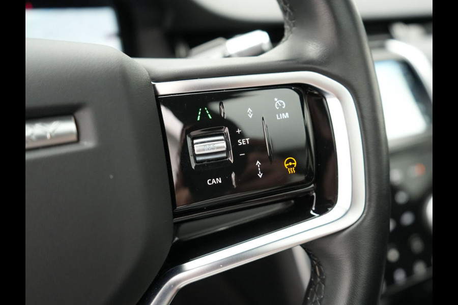 Land Rover Discovery Sport P300e S Plug In Hybrid Dealer O.H. PHEV | Panodak | Alcantara Sportstoelen Memory | Trekhaak Afneembaar | Adaptive Cruise | 360 Camera | L.M. 20" | Camera | Navigatie | Apple Carplay | Virtual | DAB |