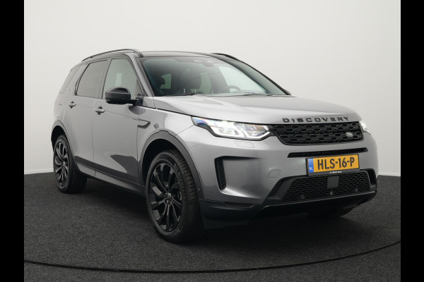 Land Rover Discovery Sport P300e S Plug In Hybrid Dealer O.H. PHEV | Panodak | Alcantara Sportstoelen Memory | Trekhaak Afneembaar | Adaptive Cruise | 360 Camera | L.M. 20" | Camera | Navigatie | Apple Carplay | Virtual | DAB |