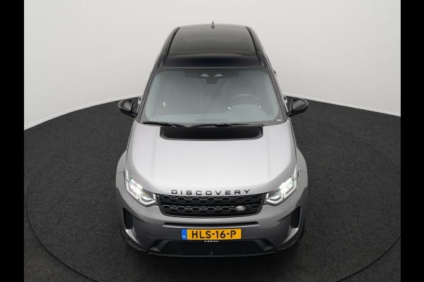 Land Rover Discovery Sport P300e S Plug In Hybrid Dealer O.H. PHEV | Panodak | Alcantara Sportstoelen Memory | Trekhaak Afneembaar | Adaptive Cruise | 360 Camera | L.M. 20" | Camera | Navigatie | Apple Carplay | Virtual | DAB |