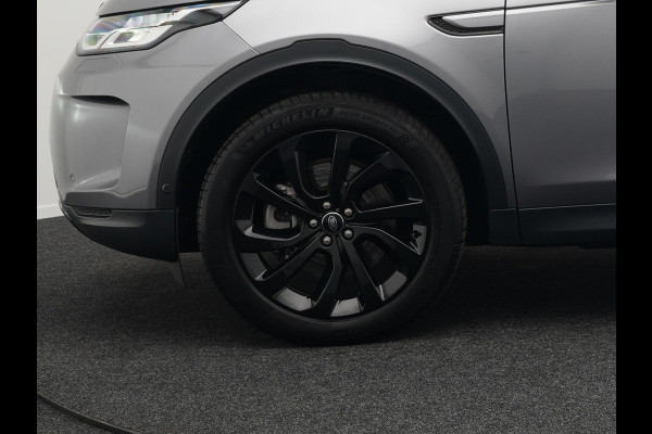 Land Rover Discovery Sport P300e S Plug In Hybrid Dealer O.H. PHEV | Panodak | Alcantara Sportstoelen Memory | Trekhaak Afneembaar | Adaptive Cruise | 360 Camera | L.M. 20" | Camera | Navigatie | Apple Carplay | Virtual | DAB |