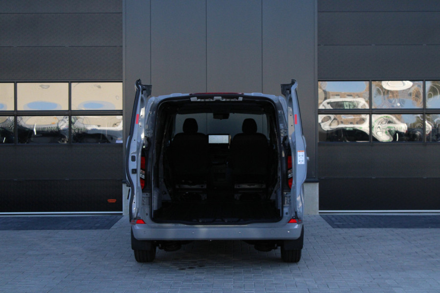 Ford Transit Custom 320 2.0 TDCI L2H1 Limited 170 pk - DC Voorbereiding - 2x Schuifdeur - Elektrisch wegklapbare trekhaak - Carplay - 360 Camera