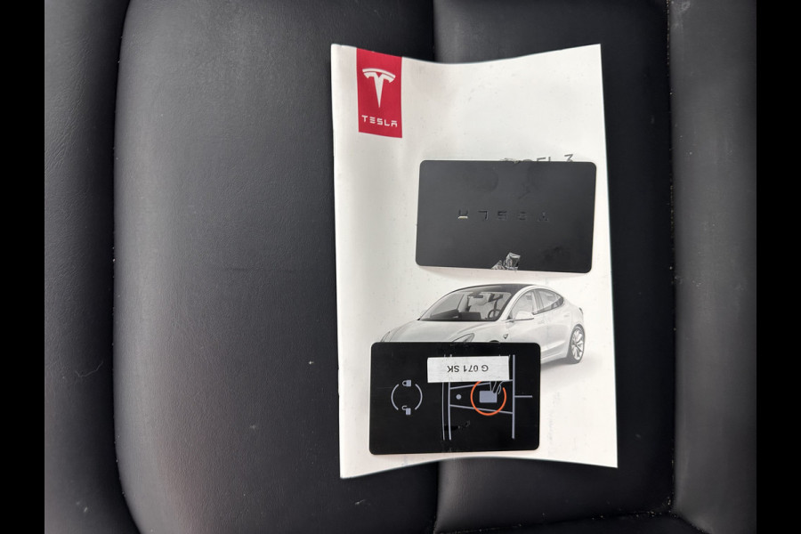 Tesla Model 3 Long Range AWD 75 kWh [ 3-Fase ] (INCL-BTW) Aut. *PANO | AUTO-PILOT | NAPPA-LEATHER | KEYLESS | FULL-LED | MEMORY-PACK | SURROUND-VIEW | DAB | CARPLAY | DIGI-COCKPIT | LANE-ASSIST | COMFORT-SEATS | 19"ALU*