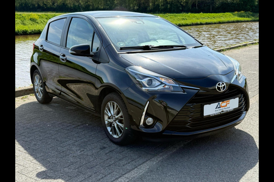 Toyota Yaris 1.5 VVT-i Comfort stoelverwarming, climaat, camera