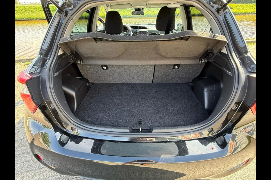 Toyota Yaris 1.5 VVT-i Comfort stoelverwarming, climaat, camera