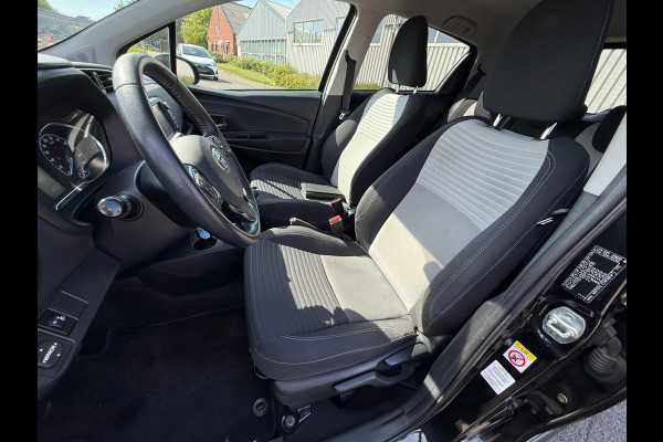 Toyota Yaris 1.5 VVT-i Comfort stoelverwarming, climaat, camera