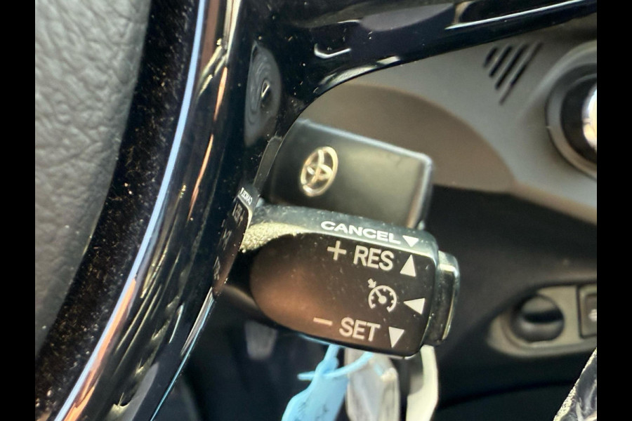 Toyota Yaris 1.5 VVT-i Comfort stoelverwarming, climaat, camera