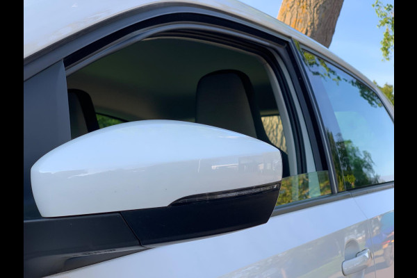 Volkswagen up! 1.0 BMT move up! 5 DEURS CAM LINE ASSIST PDC 2020 !