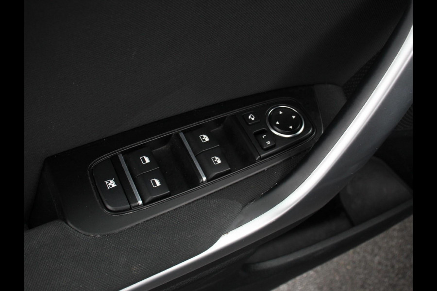 Kia Ceed Sportswagon 1.0 T-GDi 120pk DynamicLine Navigatie Apple Carplay/Android Auto Climate Control Cruise Control Lichtmetalen Velgen Parkeer sensoren