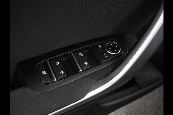 Kia Ceed Sportswagon 1.0 T-GDi 120pk DynamicLine Navigatie Apple Carplay/Android Auto Climate Control Cruise Control Lichtmetalen Velgen Parkeer sensoren