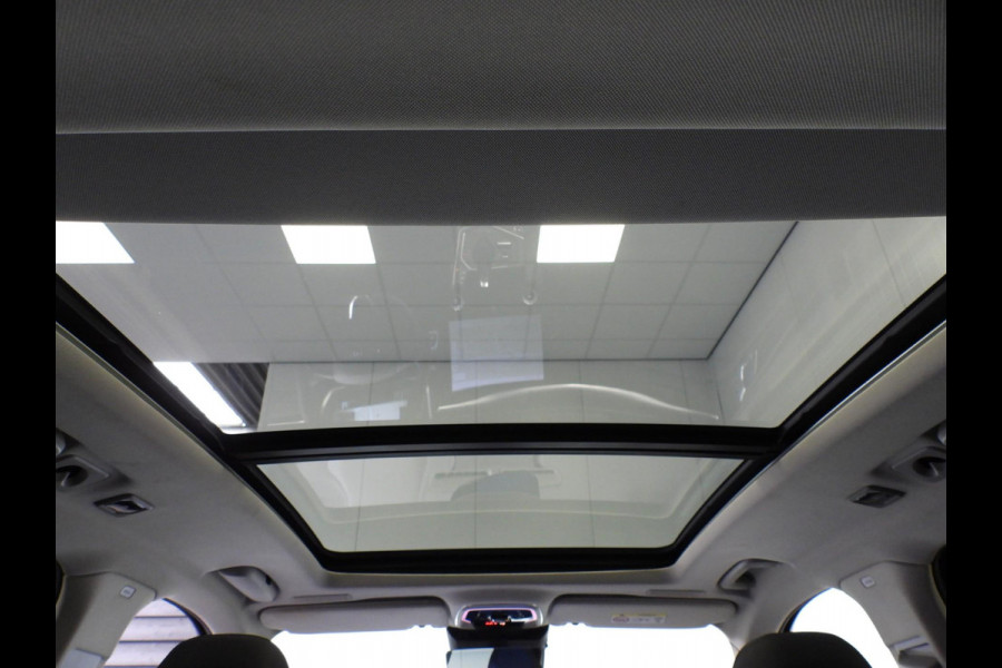 Lynk & Co 01 1.5 PHEV BlackLine NAVI/360CAM/SCHUIFDAK/LED/20"LMV!