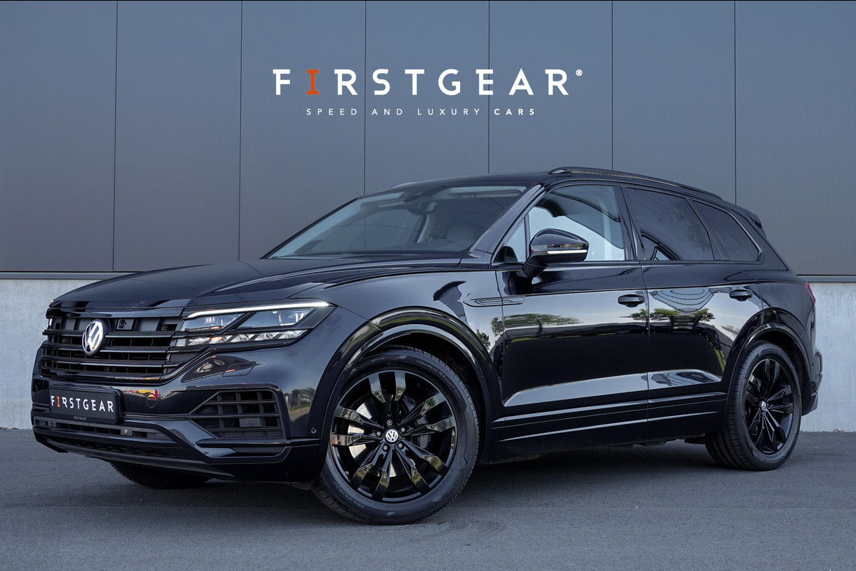 Volkswagen Touareg 3.0 TDI R-Line *Luchtvering / Vierwielbesturing / Stoel-ventilatie + massage / Panorama / Memory / HUD* Volkswagen Touareg 3.0 TDI R-Line *Luchtvering / Vierwielbesturing / Stoel-ventilatie + massage / Panorama / Memory / HUD*