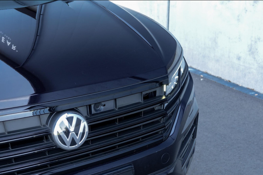 Volkswagen Touareg 3.0 TDI R-Line *Luchtvering / Vierwielbesturing / Stoel-ventilatie + massage / Panorama / Memory / HUD*