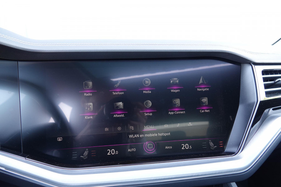 Volkswagen Touareg 3.0 TDI R-Line *Luchtvering / Vierwielbesturing / Stoel-ventilatie + massage / Panorama / Memory / HUD*
