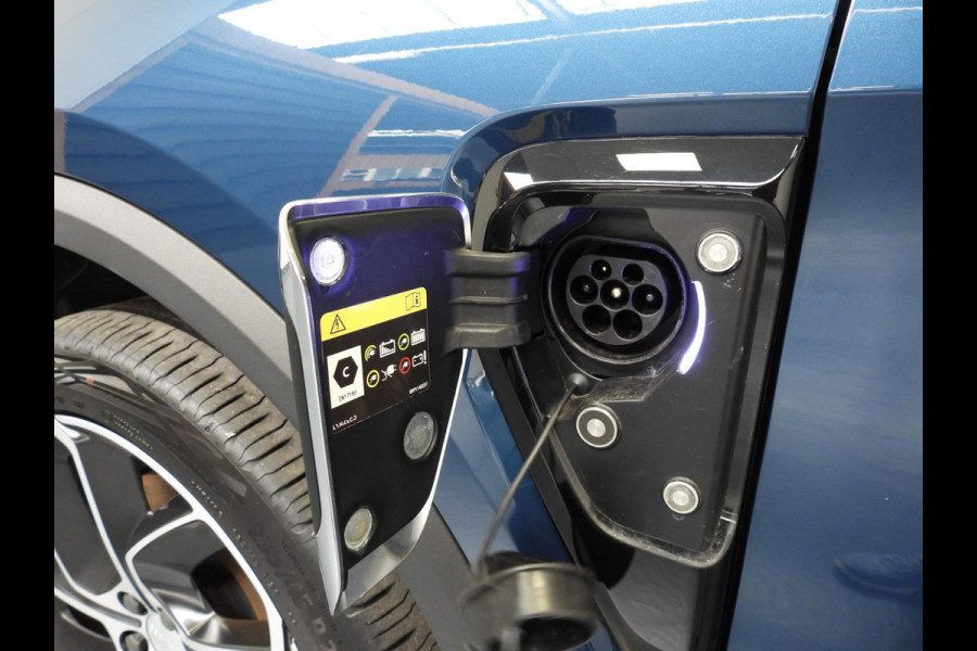 Lynk & Co 01 1.5 PHEV Plug-In ZWARTE HEMEL/360CAM/SCHUIFDAK/LED/20"LMV!