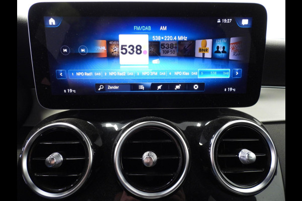 Mercedes-Benz GLC 300e 4MATIC AMG NAVI/CAMERA/MATRIX LED/19"LMV!
