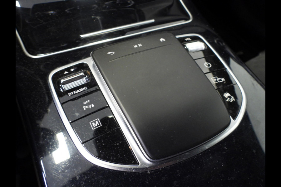 Mercedes-Benz GLC 300e 4MATIC AMG NAVI/CAMERA/MATRIX LED/19"LMV!