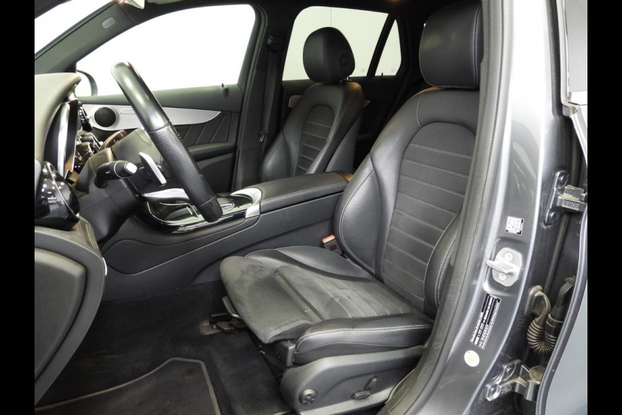 Mercedes-Benz GLC 300e 4MATIC AMG NAVI/CAMERA/MATRIX LED/19"LMV!