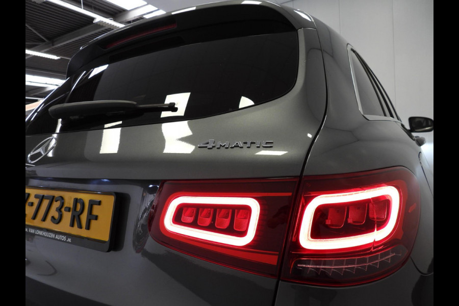 Mercedes-Benz GLC 300e 4MATIC AMG NAVI/CAMERA/MATRIX LED/19"LMV!