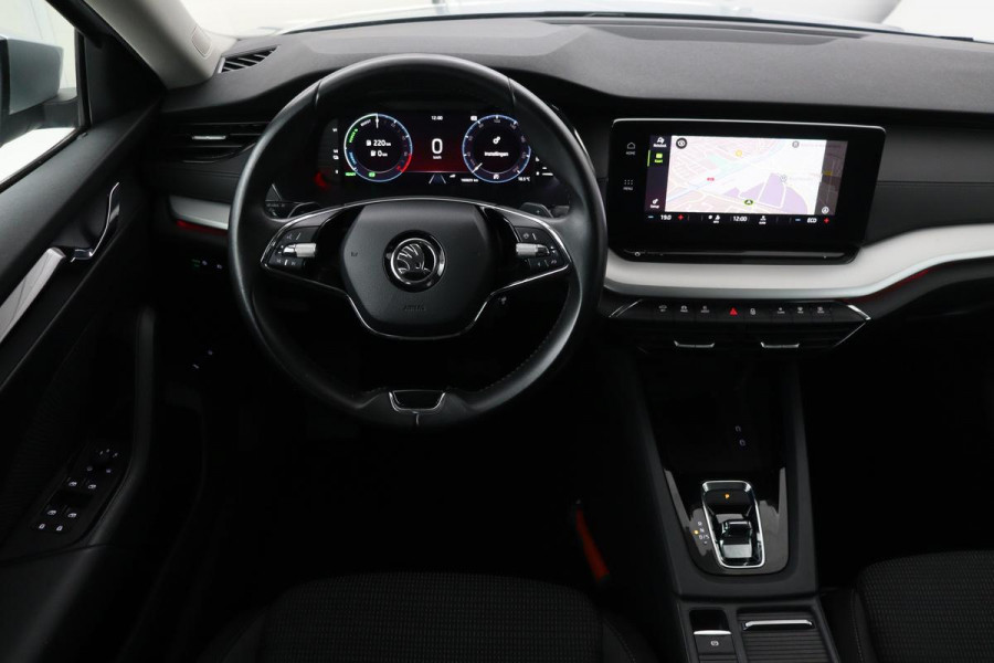 Škoda Octavia 1.4 TSI iV PHEV Business Edition | Camera | Carplay | Navigatie | Full LED | Sfeerverlichting | Parkeerhulp | Climate control