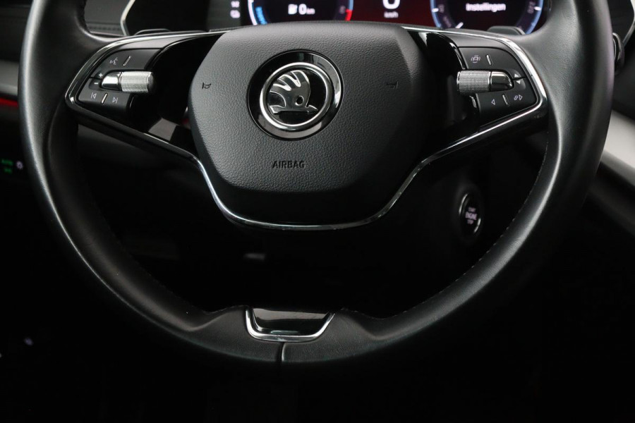 Škoda Octavia 1.4 TSI iV PHEV Business Edition | Camera | Carplay | Navigatie | Full LED | Sfeerverlichting | Parkeerhulp | Climate control