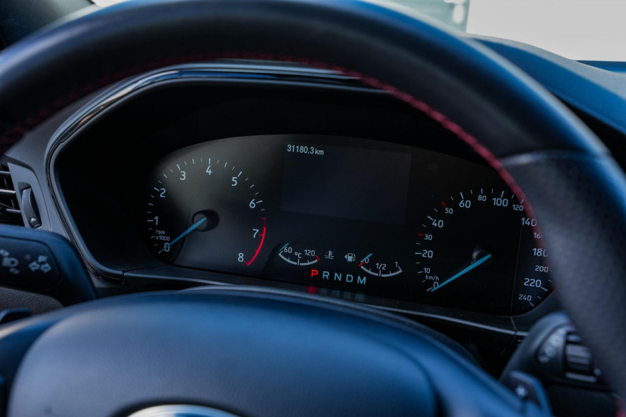 Ford Focus 1.0 EcoBoost Hybrid ST Line Groot Navi DAB+ Camera Cruise LED Automaat!
