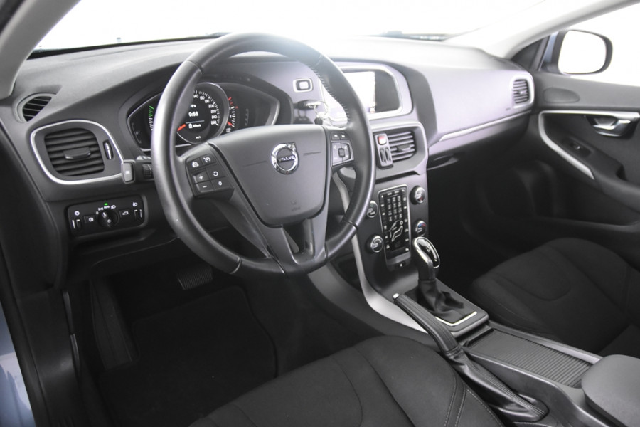 Volvo V40 2.0 D2 Kinetic Automaat *1ste Eigenaar*Navigatie*