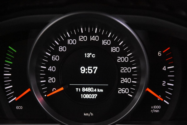 Volvo V40 2.0 D2 Kinetic Automaat *1ste Eigenaar*Navigatie*