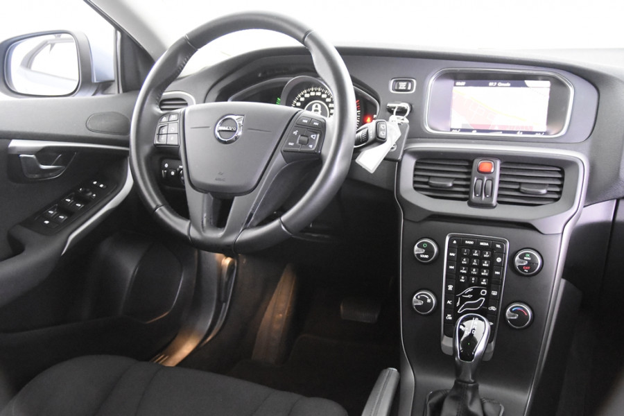 Volvo V40 2.0 D2 Kinetic Automaat *1ste Eigenaar*Navigatie*