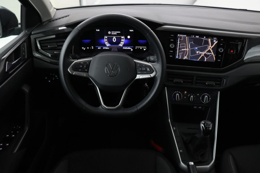 Volkswagen Polo 1.0 TSI Life | Carplay | Navigatie | Full LED | Adaptive cruise | Airco | Parkeerhulp | DAB | Bluetooth
