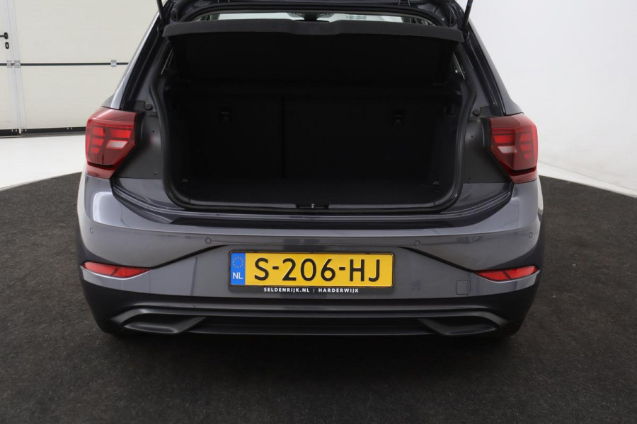 Volkswagen Polo 1.0 TSI Life | Carplay | Navigatie | Full LED | Adaptive cruise | Airco | Parkeerhulp | DAB | Bluetooth
