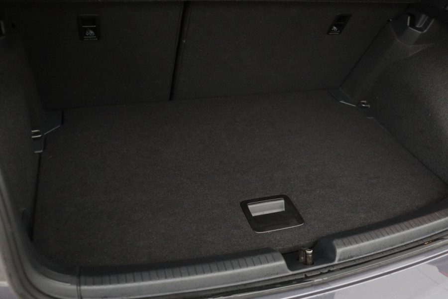 Volkswagen Polo 1.0 TSI Life | Carplay | Navigatie | Full LED | Adaptive cruise | Airco | Parkeerhulp | DAB | Bluetooth