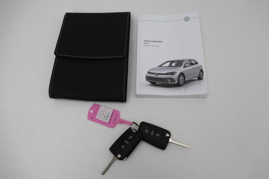 Volkswagen Polo 1.0 TSI Life | Carplay | Navigatie | Full LED | Adaptive cruise | Airco | Parkeerhulp | DAB | Bluetooth
