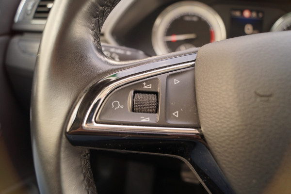 Škoda Superb Combi 1.5 TSI 150pk DSG Business Edition -PANO-LEER-