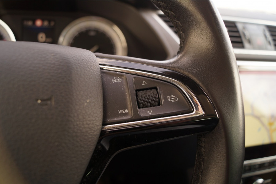 Škoda Superb Combi 1.5 TSI 150pk DSG Business Edition -PANO-LEER-