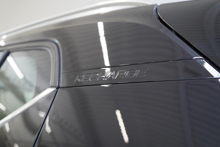 Volvo XC40 1.5 T5 263pk Plug-in hybrid Plus Bright | Memory | Navigatie | Stoelverwarming voor- en achter | Achteruitrijcamera