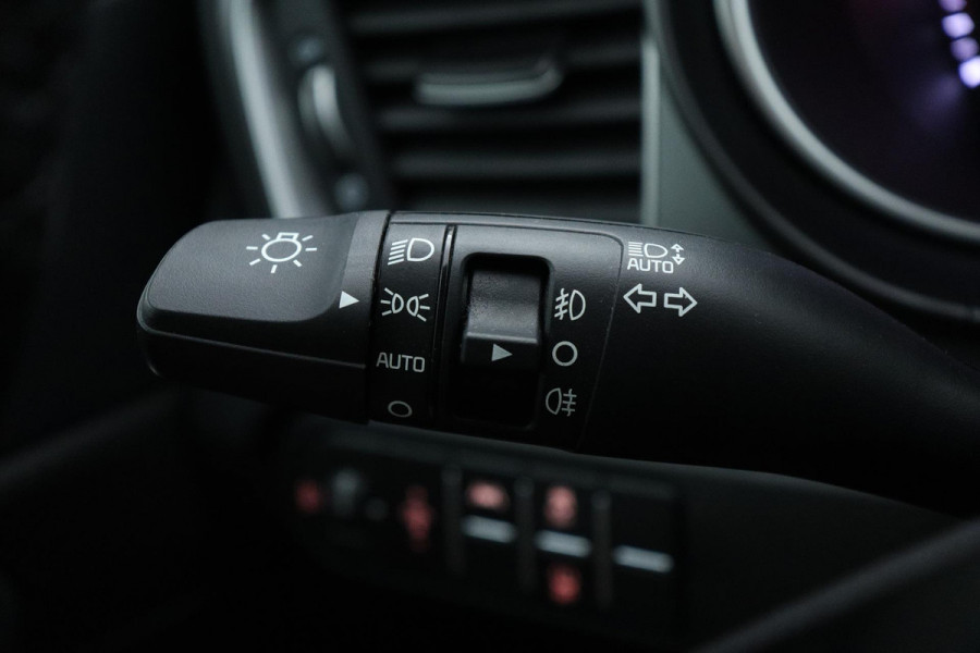 Kia Ceed SW Sportswagon 1.0 T-GDi DynamicLine (NL-auto, Dealer OnderH, Navi, Camera, Addpt Cruise control, Lane Assist, Etc)